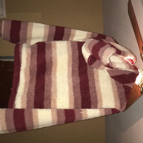 Jacket - Picture 3 of 4